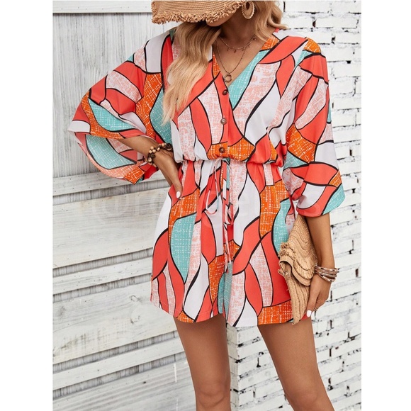 Abstract Print Button Front V-Neck Batwing Sleeve Short Romper - Picture 7 of 9